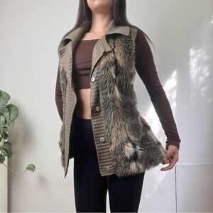🐻Y2K tri-colored faux fur knit vest